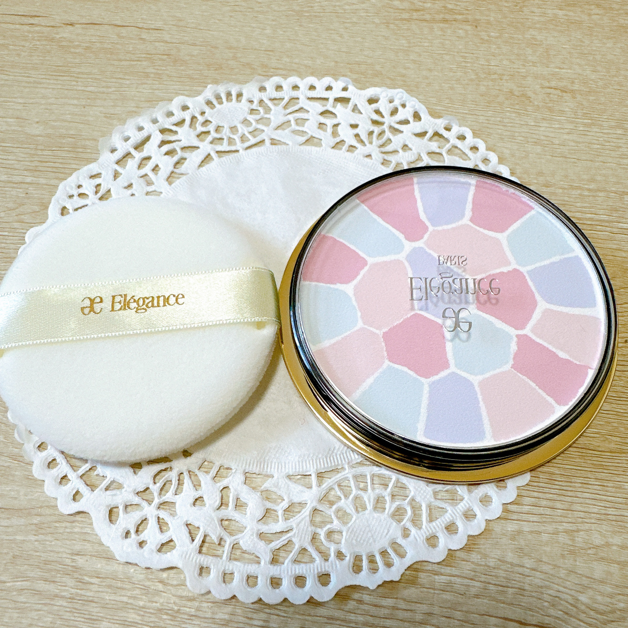 エレガンス ラ プードル オートニュアンス リクスィーズ/Elégance/プレストパウダーを使ったクチコミ（2枚目）