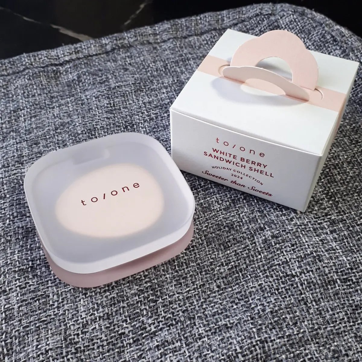 トーン ペタル フロート ブラッシュ/to/one/パウダーチークを使ったクチコミ（1枚目）