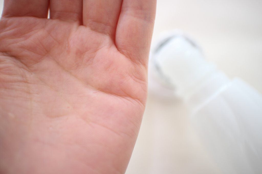 ドレススノー ローション【医薬部外品】 /アテニア/化粧水を使ったクチコミ(2枚目)