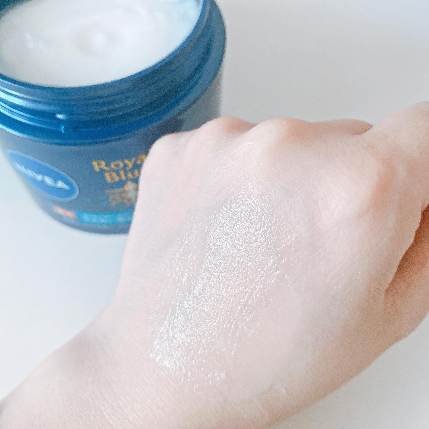 ニベア ロイヤルブルーボディクリーム うるおい密封ケア/ニベア/ボディクリームを使ったクチコミ(4枚目)