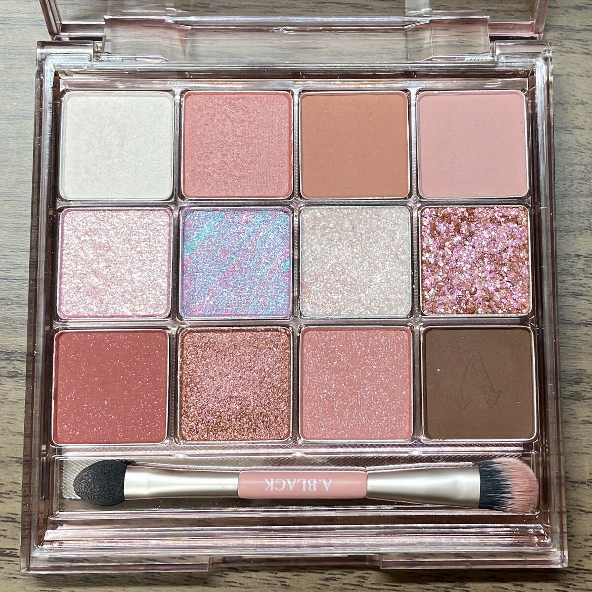 グラムチェンジマルチパレット 10 オールザットローズ/A.BLACK/マルチパレットを使ったクチコミ（3枚目）