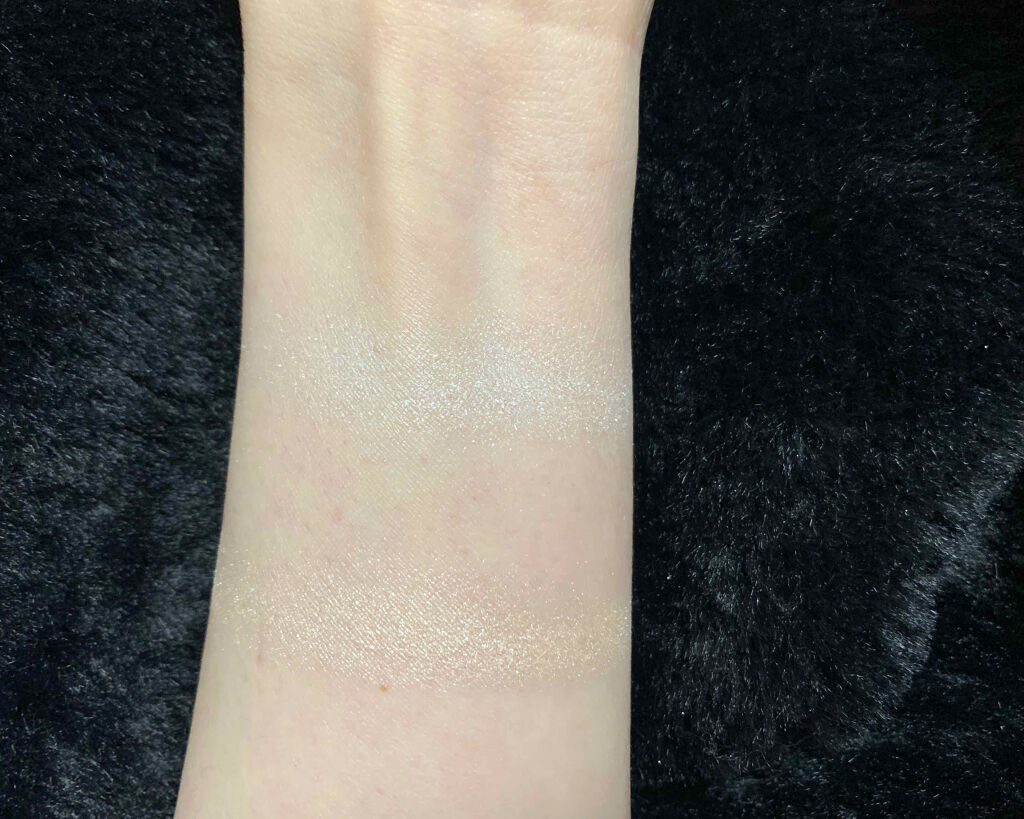 パールグロウハイライト/CEZANNE/パウダーハイライトを使ったクチコミ（2枚目）