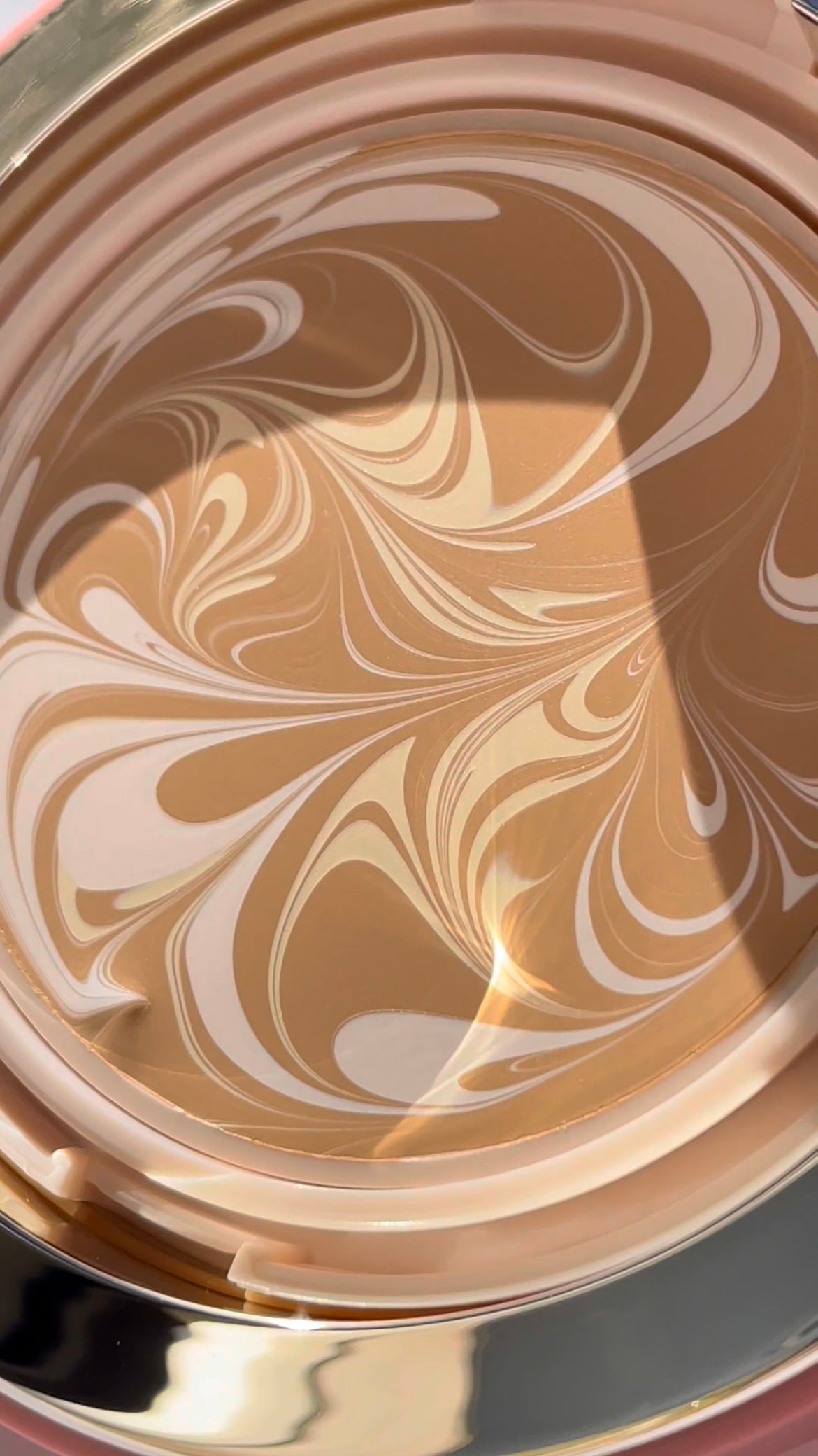 ヴェールヌーディ エッセンスパクトグロウ/AGE20’s/クリーム・エマルジョンファンデーションを使ったクチコミ(4枚目)