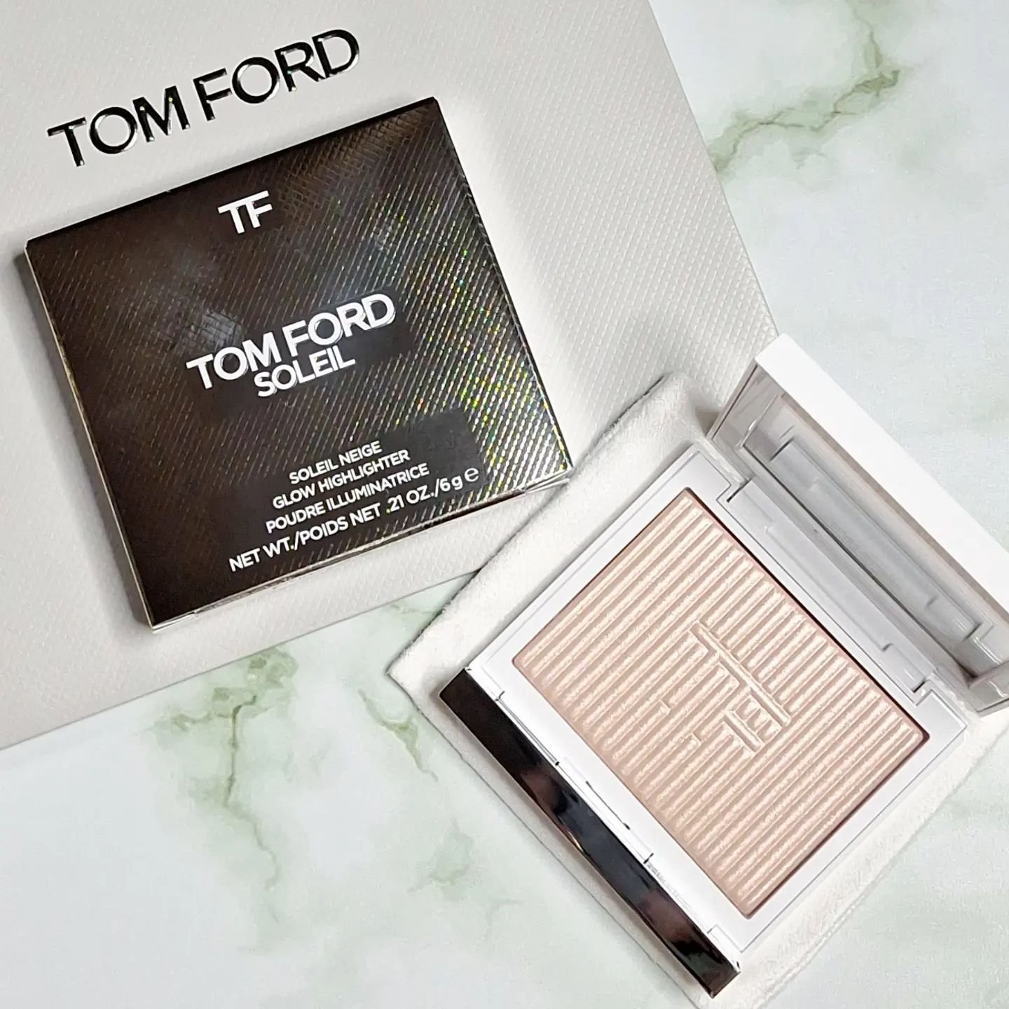 ソレイユ ネージュ グロウ ハイライター 01 ローズ イリゼ/TOM FORD BEAUTY/パウダーハイライトを使ったクチコミ（1枚目）