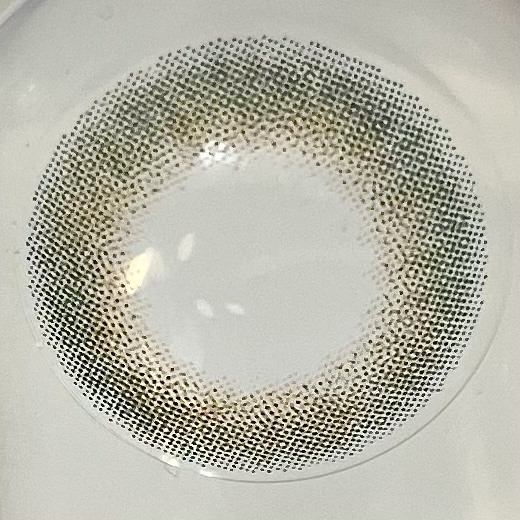 ReVIA 1month ReVIA1month[COLOR]/ReVIA/１ヶ月（１MONTH）カラコンを使ったクチコミ（3枚目）