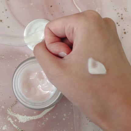 ローズウォーター スリーピングマスク/FEMMUE/フェイスクリームを使ったクチコミ(6枚目)