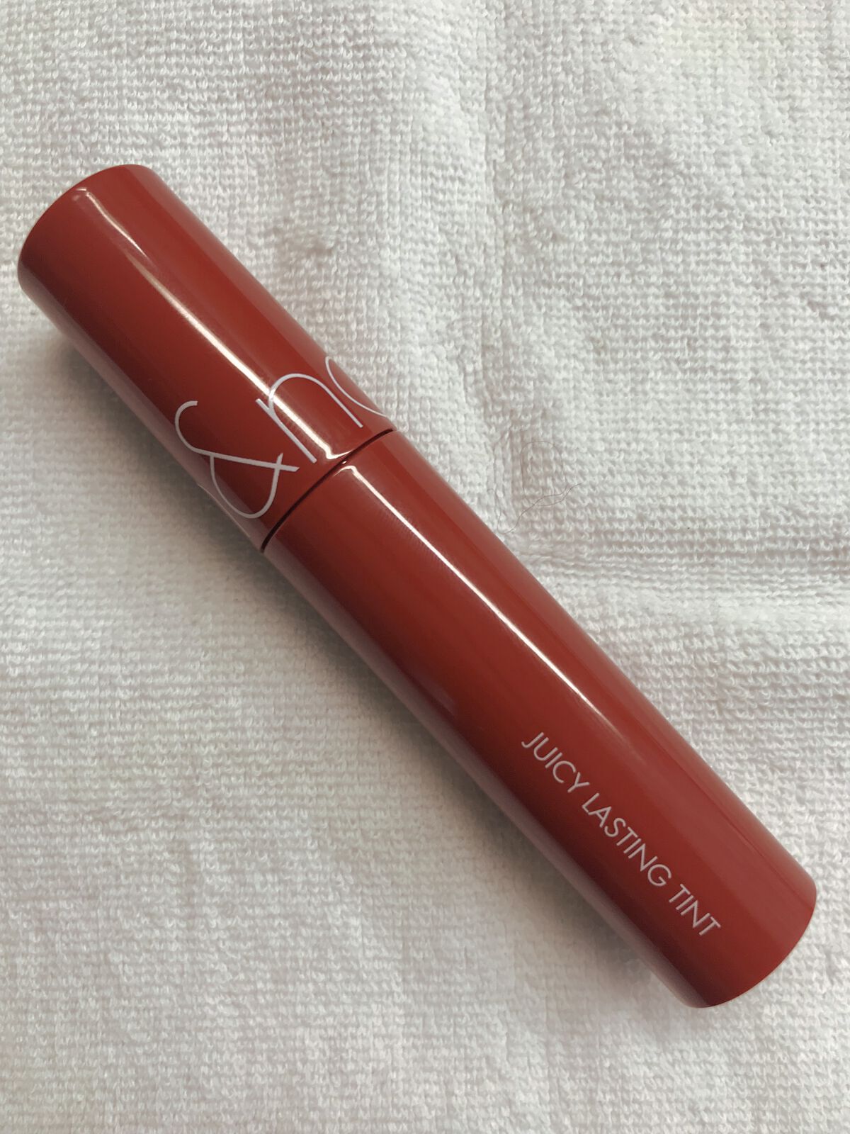 ジューシーラスティングティント/rom&nd/リップティントを使ったクチコミ（1枚目）