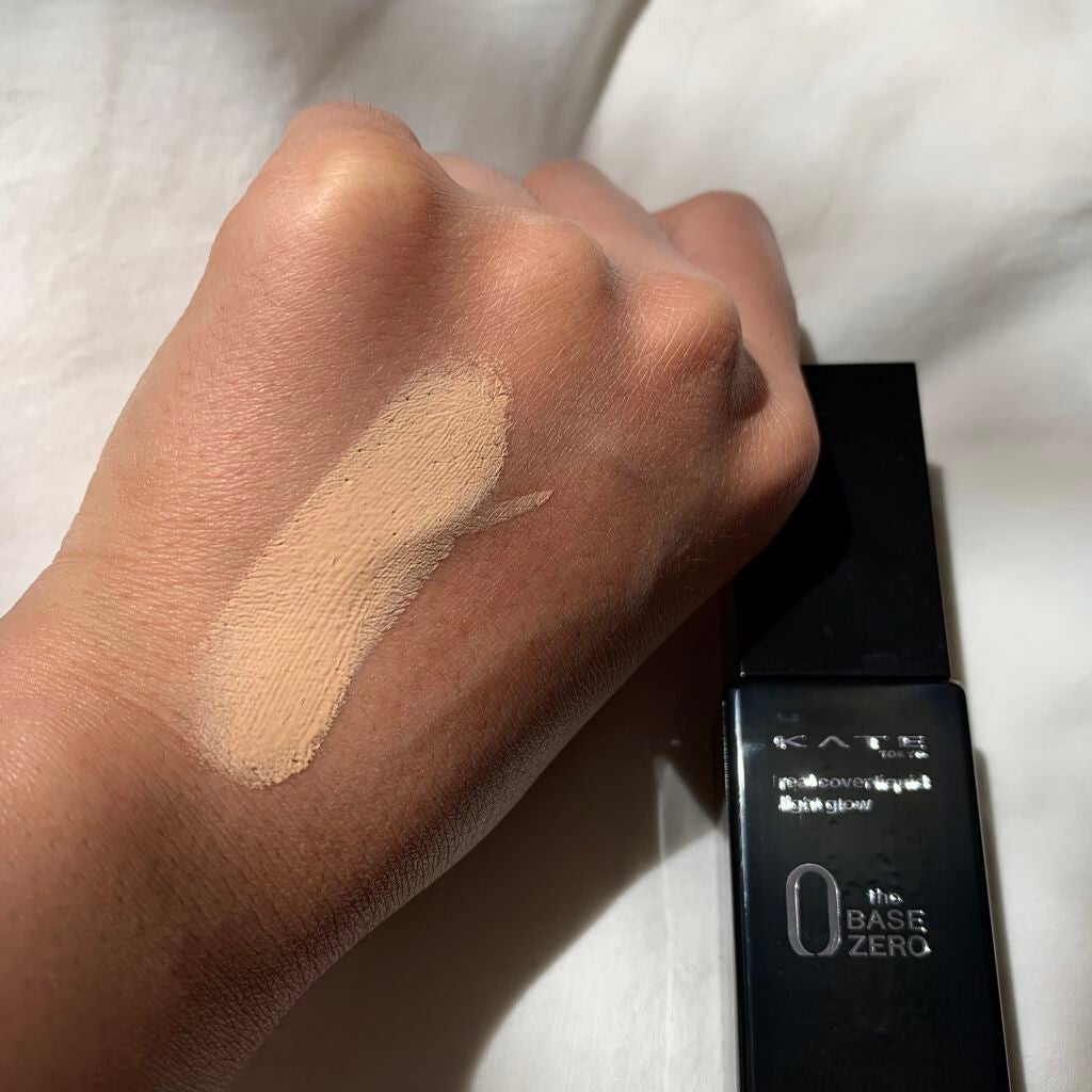 リアルカバーリキッド(ライトグロウ)/KATE/リキッドファンデーションを使ったクチコミ(3枚目)