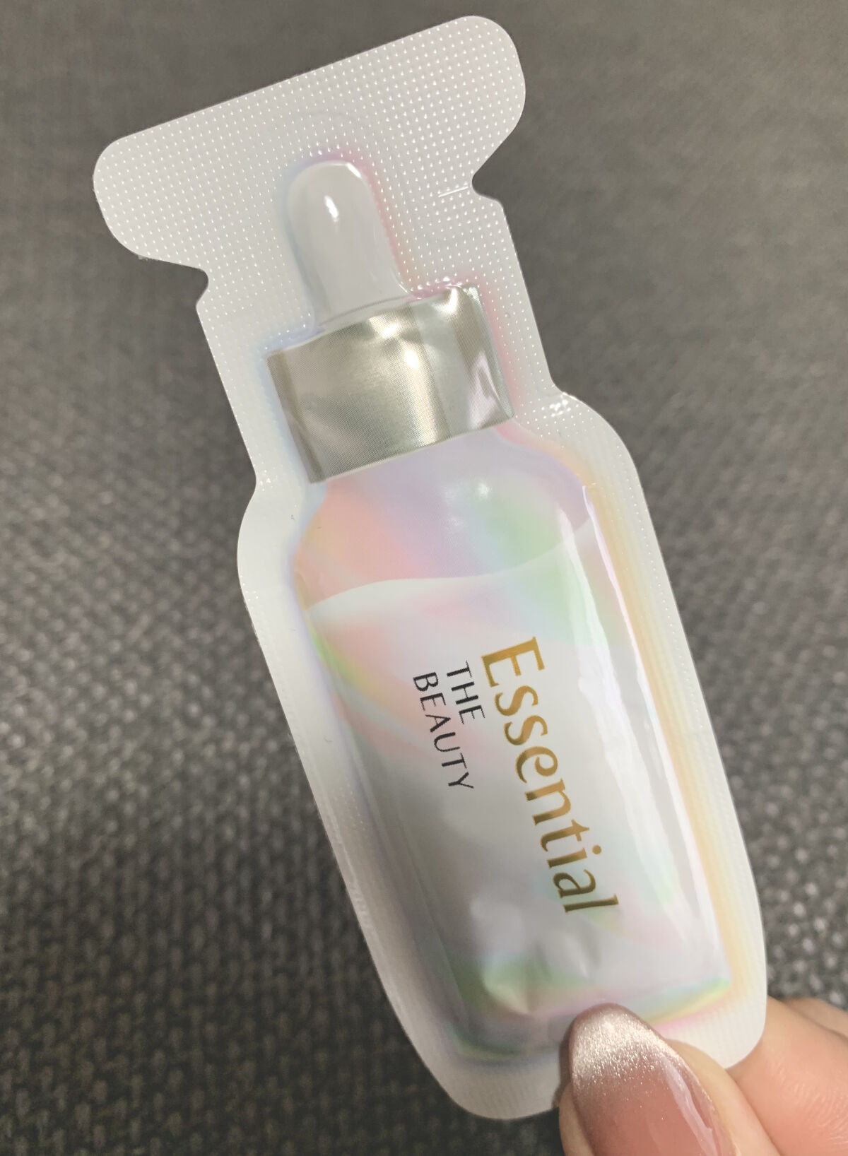 ザビューティ うるツヤチャージヘアパック/エッセンシャル/ヘアマスク・ヘアパックを使ったクチコミ（3枚目）