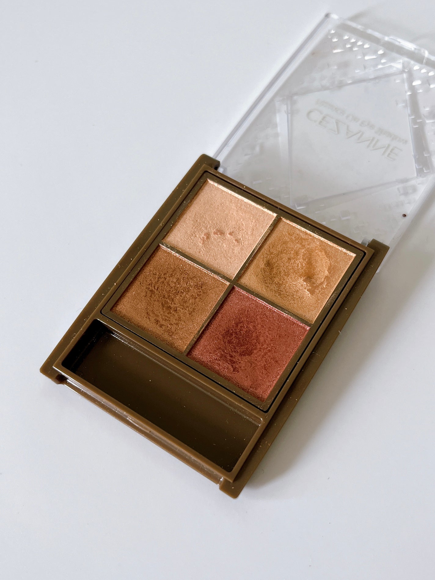 ニュアンスオンアイシャドウ/CEZANNE/アイシャドウパレットを使ったクチコミ(3枚目)