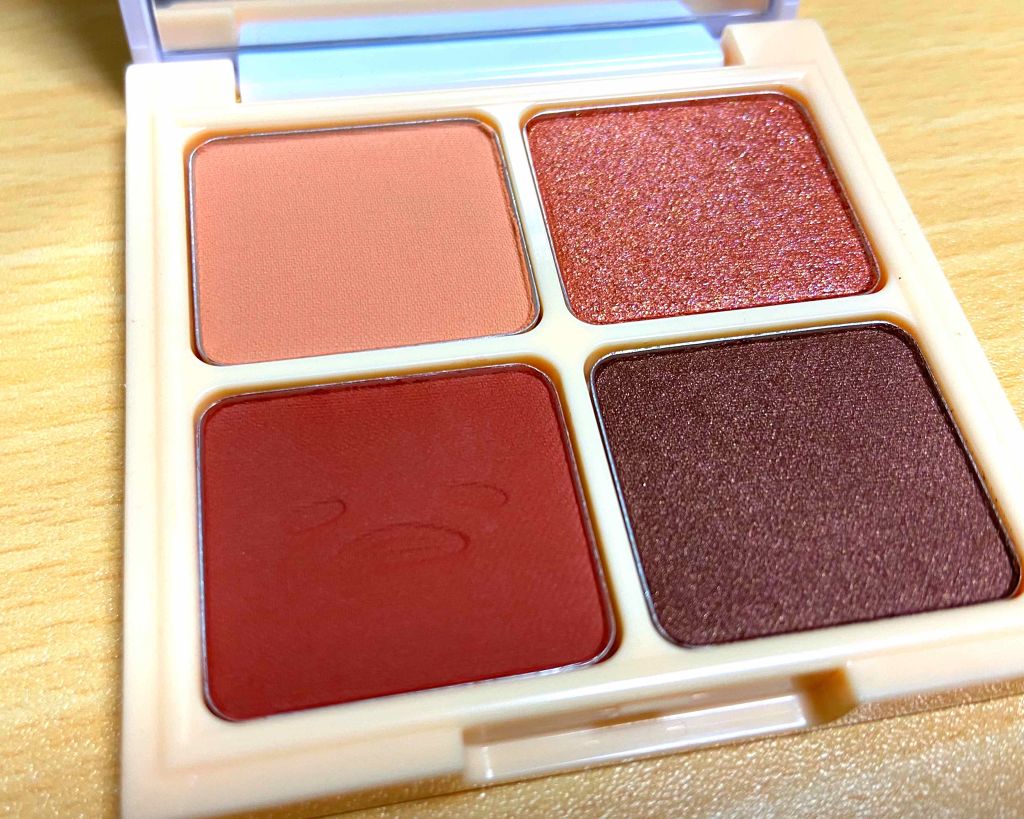 ぐでたまアイシャドウ 01 レッドベルベット/HOLIKA HOLIKA/アイシャドウパレットを使ったクチコミ（3枚目）