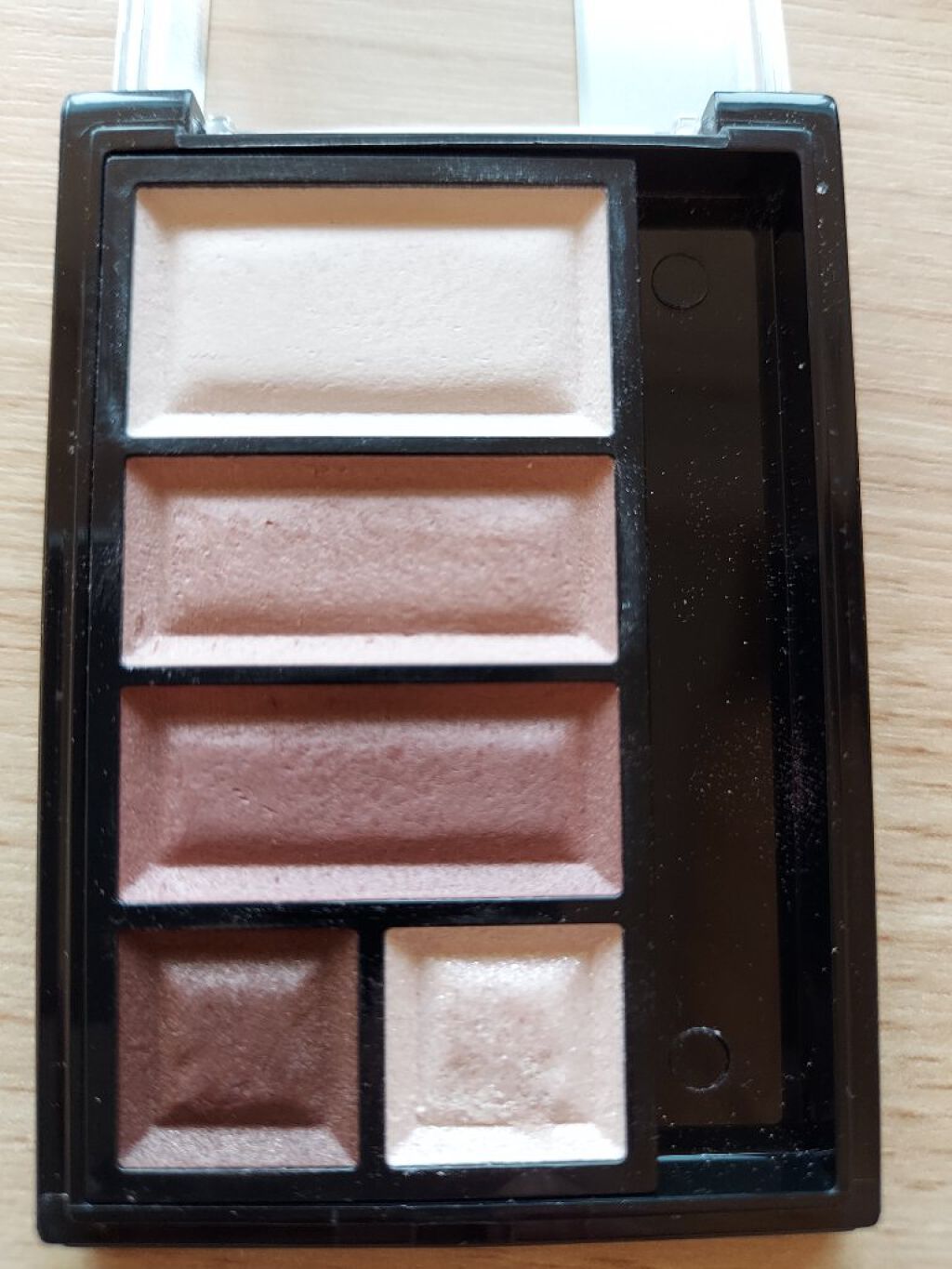 ショコラスウィート アイズ ソフトマット 005 サクラショコラ/リンメル ロンドン/アイシャドウパレットを使ったクチコミ（3枚目）