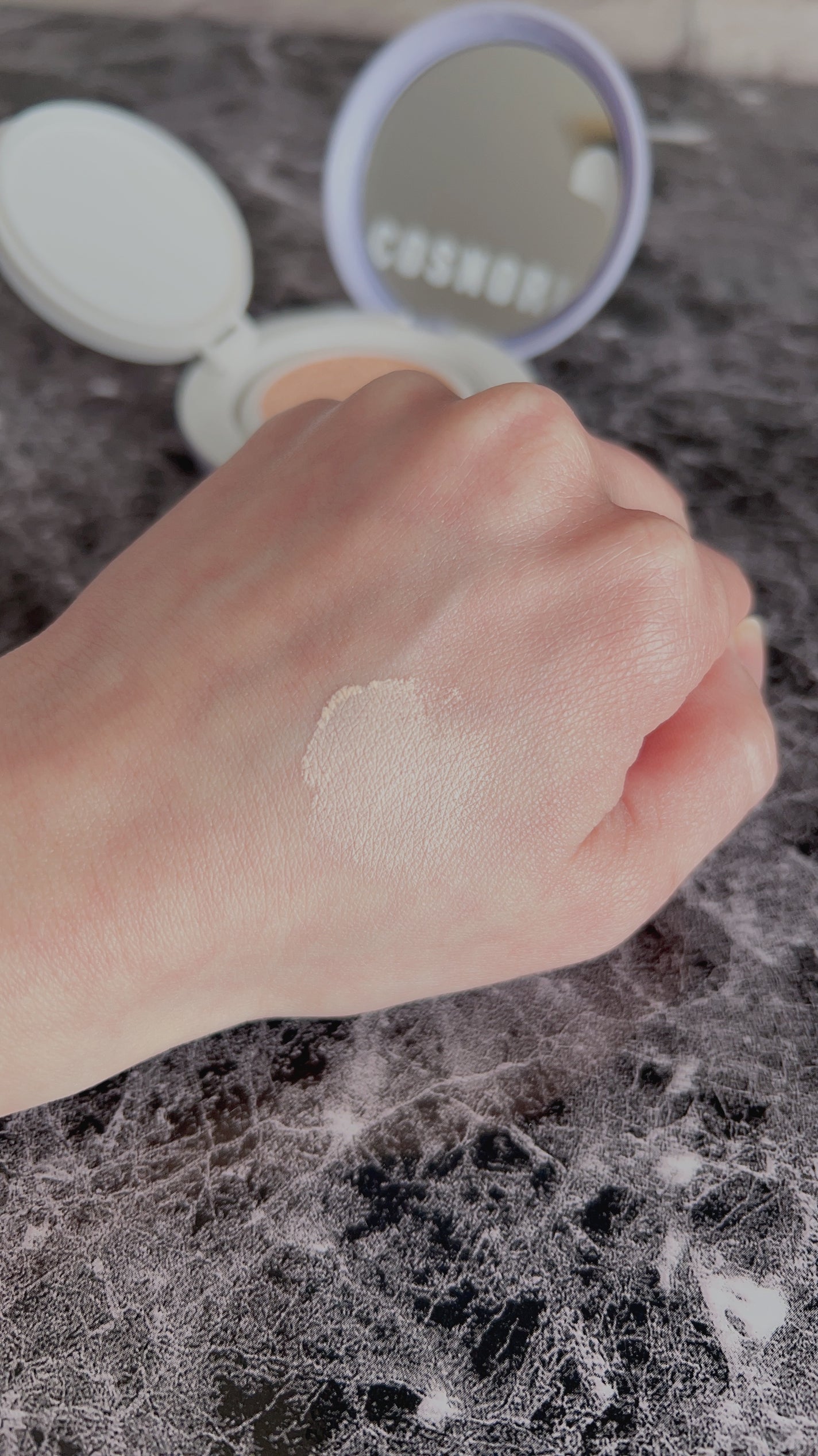 パンテノールバリアクッション/COSNORI/クッションファンデーションを使ったクチコミ(4枚目)