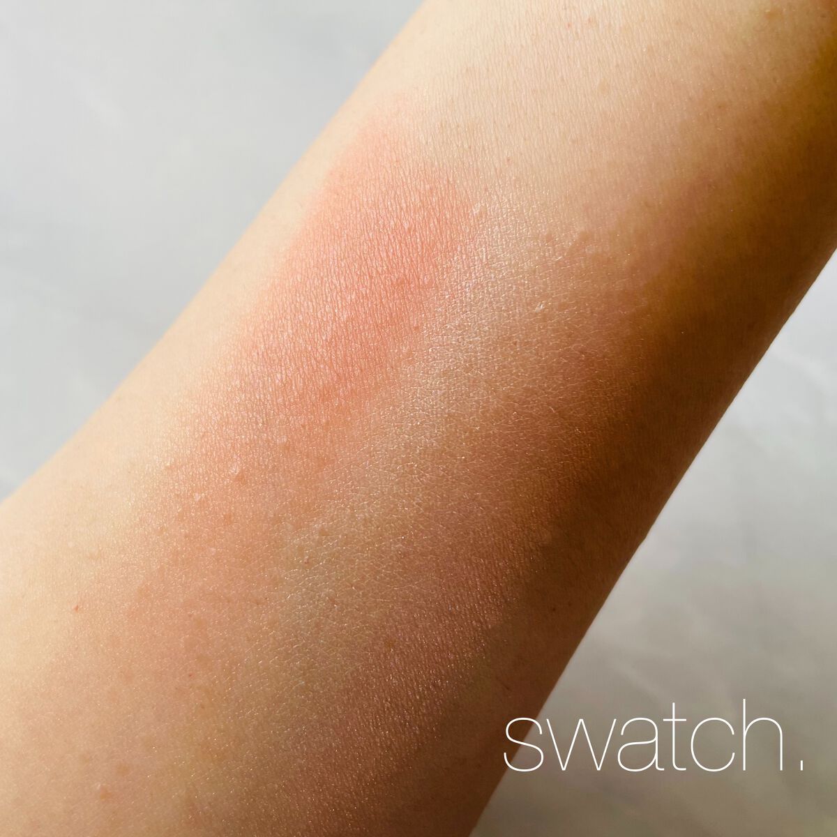 カラーリンググレイズ 04 Rose Mood/LUNASOL/パウダーチークを使ったクチコミ（3枚目）