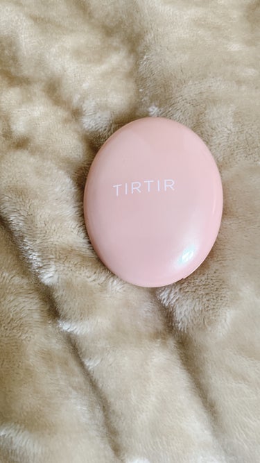 TIRTIR(ティルティル) マスクフィットオールカバークッションのクチコミ「卵型のかわいいTIRTIRのクッションファンデ🩷
このピンクはカバー力もあります！

✼••┈.....」（3枚目）
