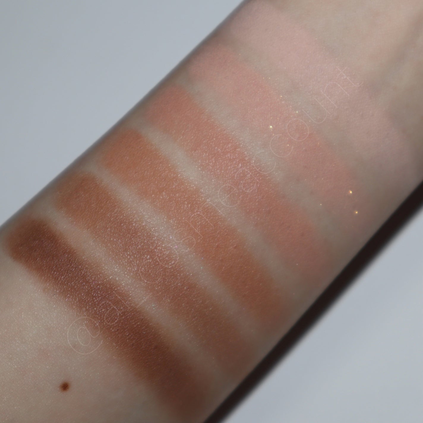 プロ アイ パレット エアー/CLIO/アイシャドウパレットを使ったクチコミ(3枚目)