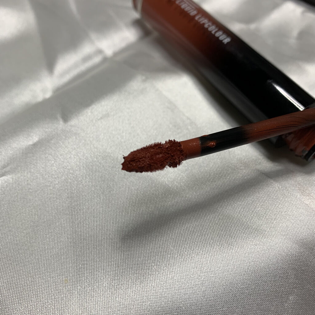 ラブ ミー リキッド リップカラー ブラギング ライツ/M・A・C/口紅を使ったクチコミ（2枚目）