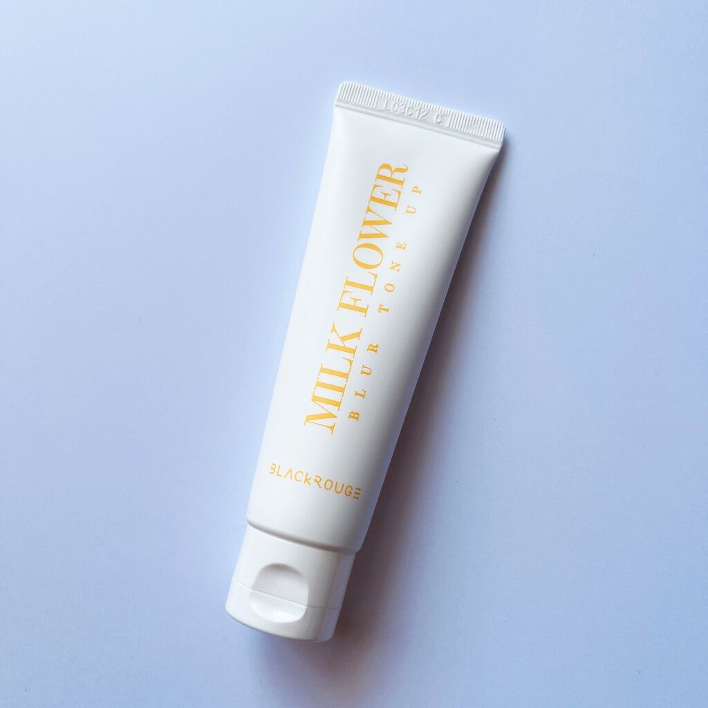 BLACK ROUGE MILK FLOWER BLUR TONE UPのクチコミ「
✳︎ミルクフラワーブラートーンアップ✳︎

ブラックルージュから新発売されたトーンアップクリ.....」（3枚目）