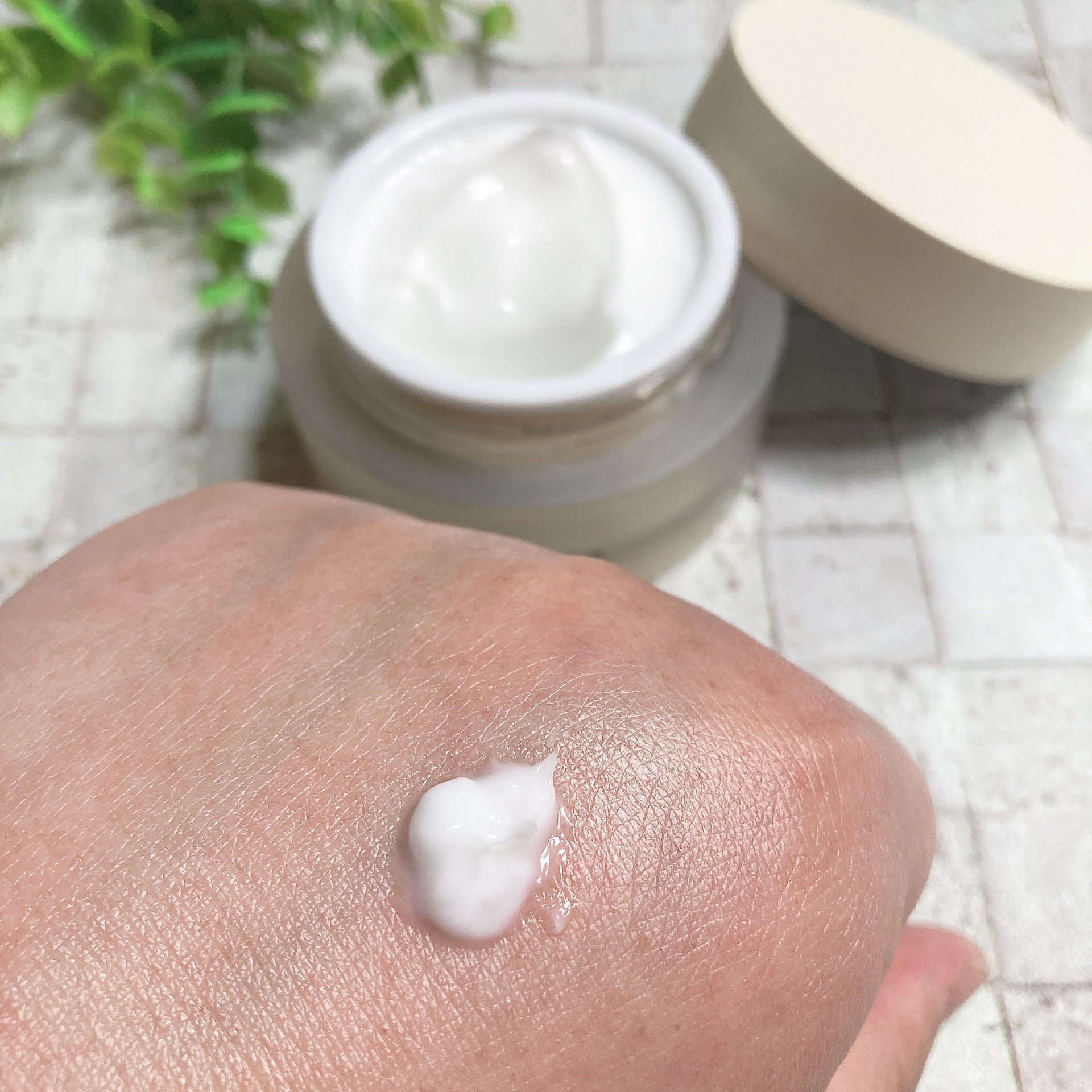 ペプチドハイドレーティングクリーム/favs/フェイスクリームを使ったクチコミ（3枚目）