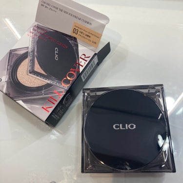 CLIO
キル カバー ザ ニュー ファンウェア クッション
使用カラー 3番 リネン

スタイリッシュなパケがかっこいいCLIOの新作クッションファンデーション！

カバー力が高いのに、本当に薄づきな