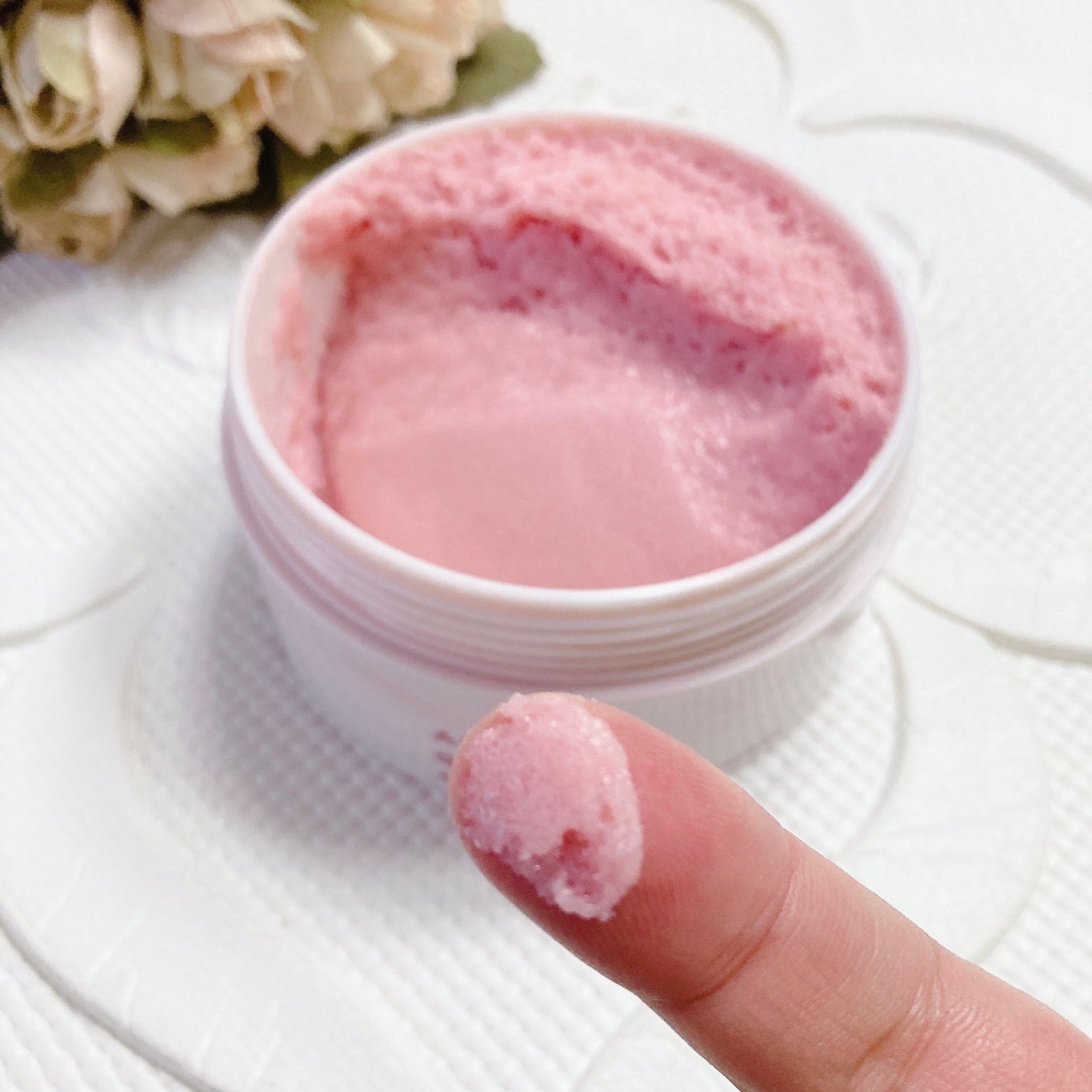 キューミースウィートボムタラソスクラブ ピオニーブーケの香り/AGARISM/ボディスクラブを使ったクチコミ(5枚目)