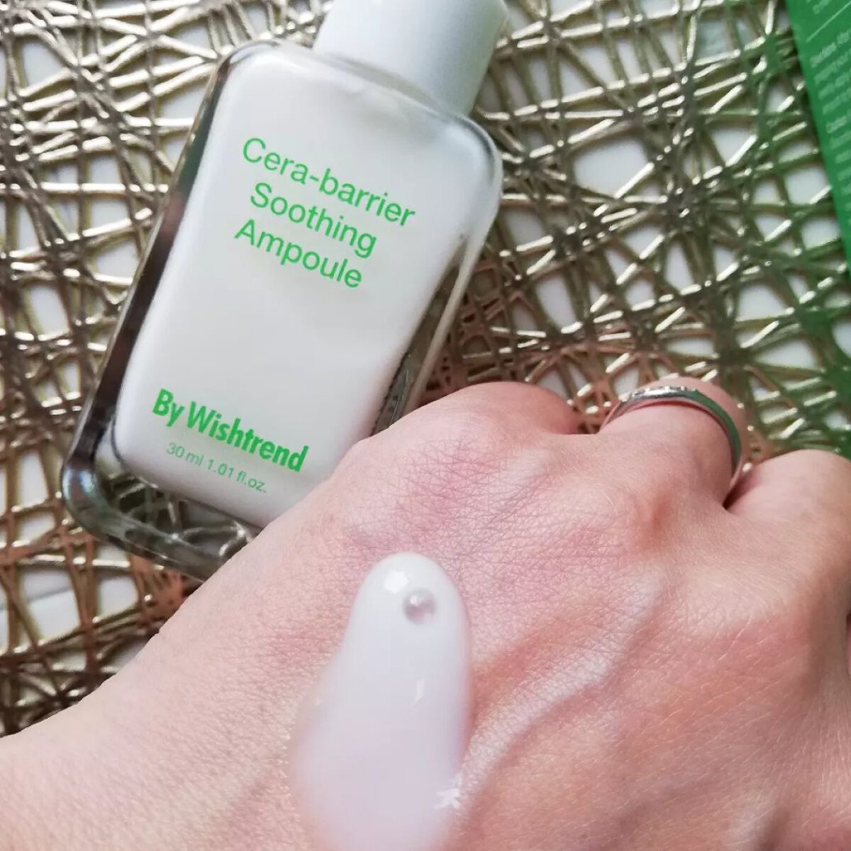 セラバリアスージングアンプル/By Wishtrend/美容液を使ったクチコミ（3枚目）