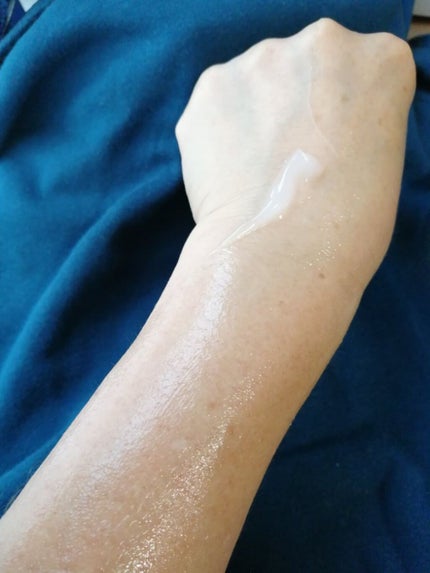 リフレッシュジェル サマーフローラル/ジョンソンボディケア/ボディローションを使ったクチコミ(4枚目)