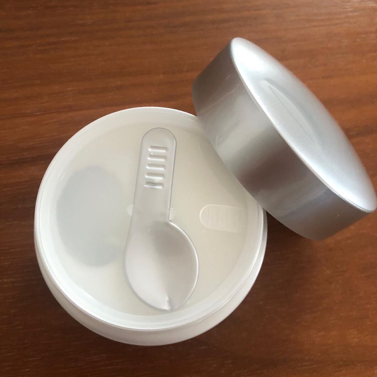 パーフェクトワン 薬用ホワイトニングジェル/パーフェクトワン/オールインワン化粧品を使ったクチコミ（2枚目）