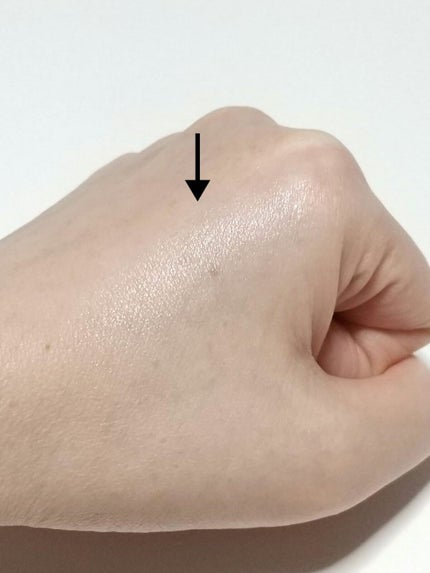 パールグロウニュアンサー/CEZANNE/パウダーハイライトを使ったクチコミ(3枚目)