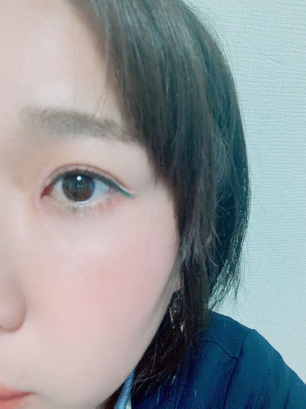 チアミーティアラアイシャドウ3色パレットスマイル/セリア/アイシャドウパレットを使ったクチコミ(3枚目)