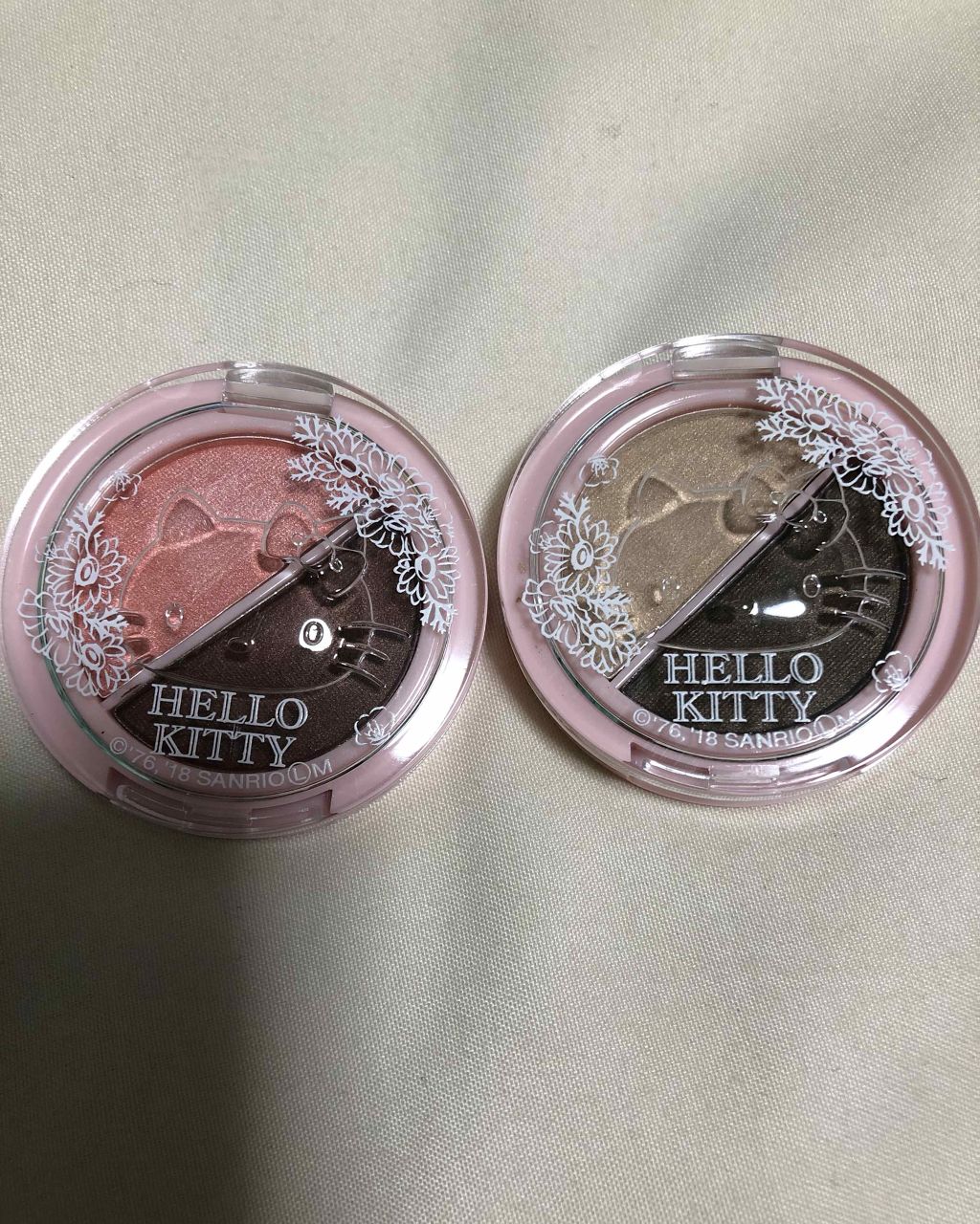 パウダーアイシャドウ ブルーミングキティ/DAISO/アイシャドウパレットを使ったクチコミ(1枚目)