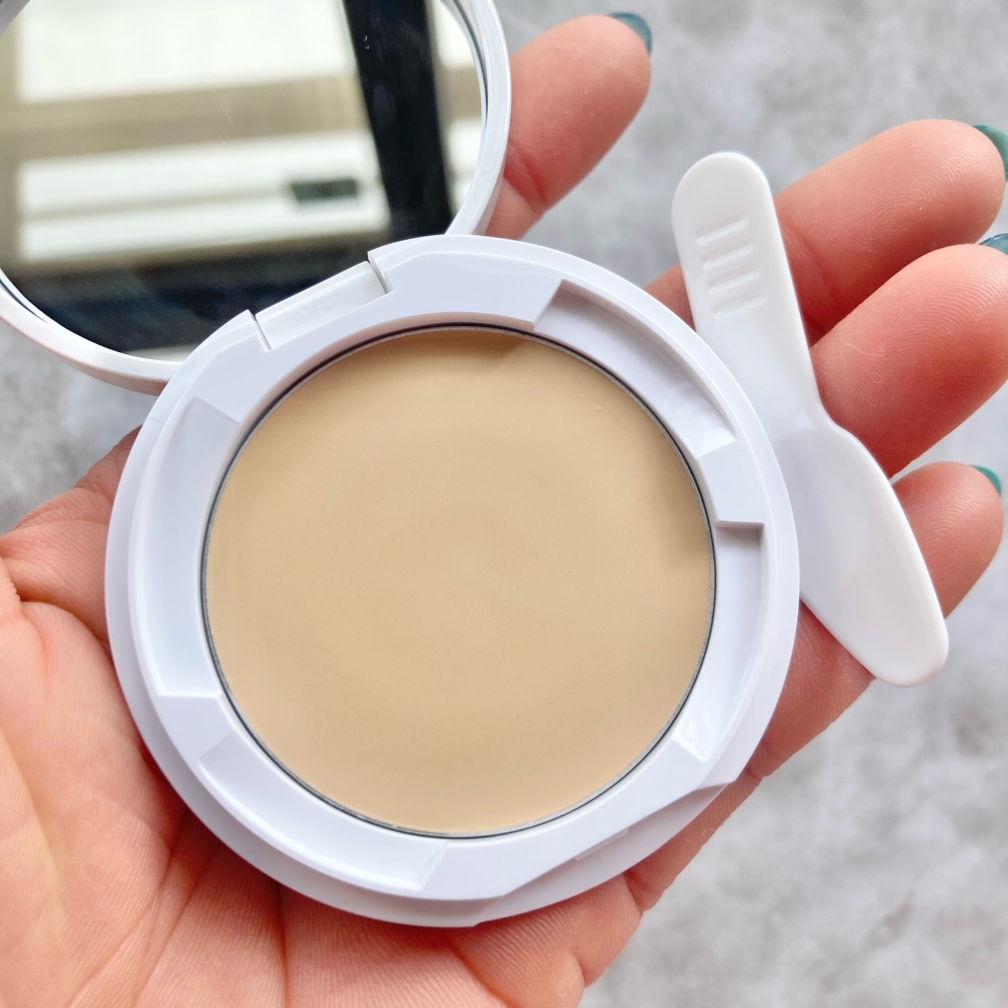 マーシュフィールド SC クリームファンデS/マーシュ・フィールド/クリーム・エマルジョンファンデーションを使ったクチコミ（2枚目）