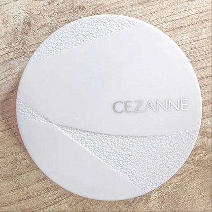 毛穴レスパウダー/CEZANNE/プレストパウダーを使ったクチコミ(2枚目)