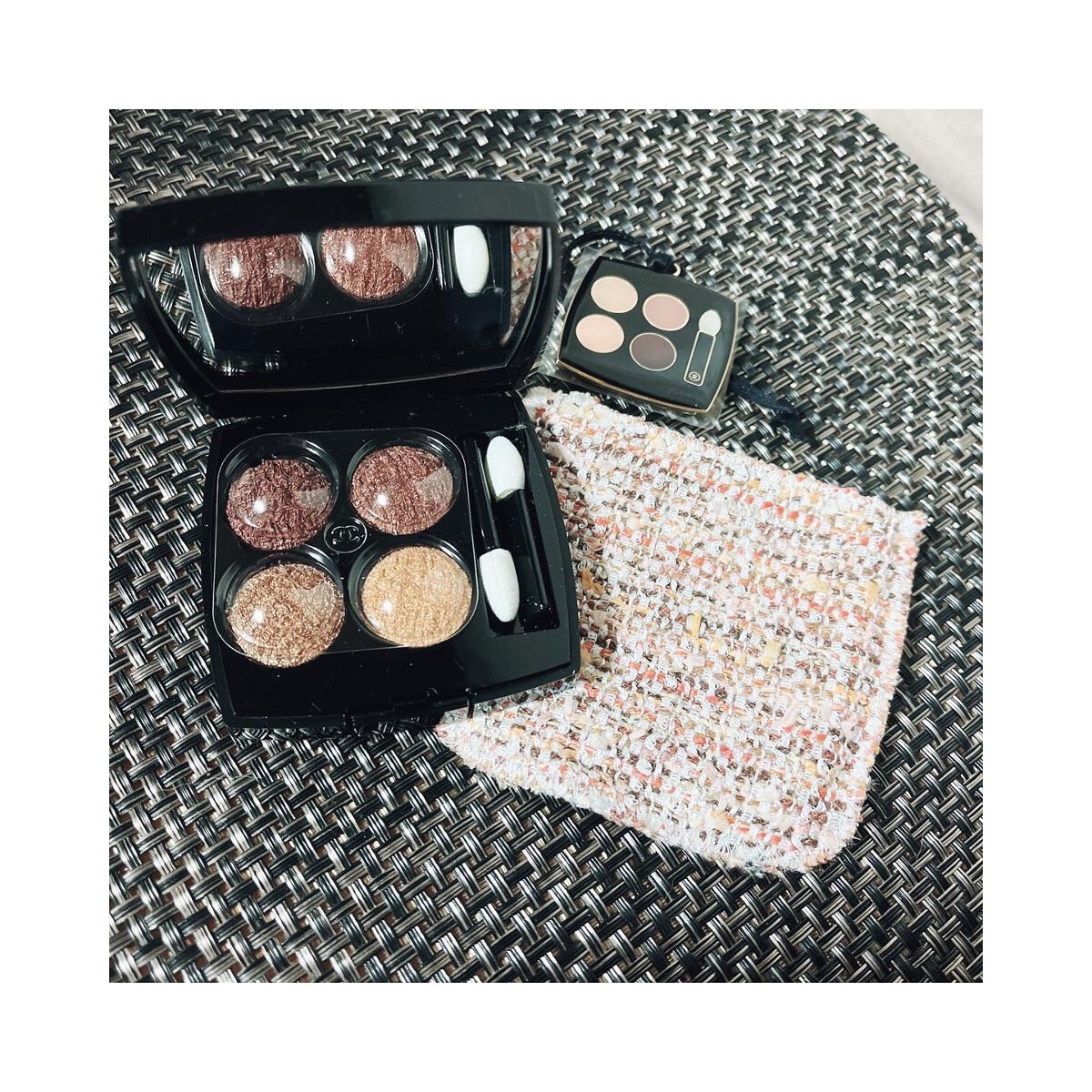 レ キャトル オンブル ツイード/CHANEL/アイシャドウパレットを使ったクチコミ（2枚目）