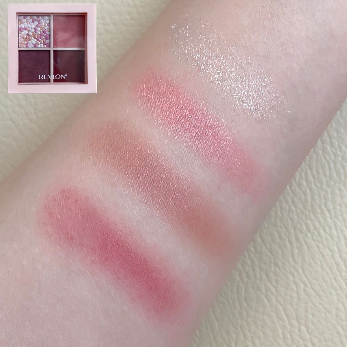 レブロン ダズル アイシャドウ クアッド/REVLON/アイシャドウパレットを使ったクチコミ（3枚目）