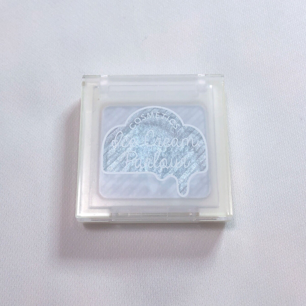 アイシャドウ ソーダソーダ/アイスクリームパーラー コスメティクス/単色アイシャドウを使ったクチコミ（3枚目）