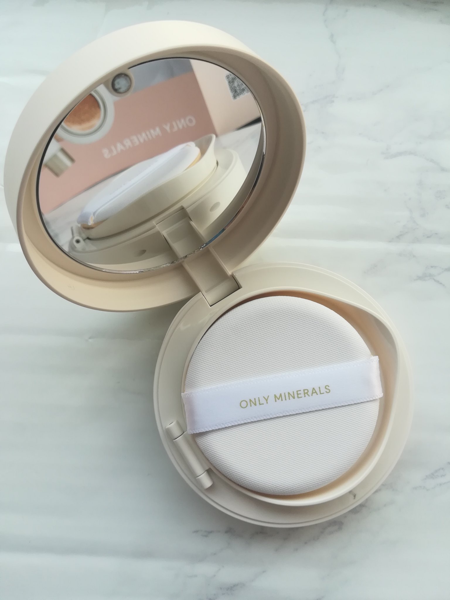 薬用 リンクルホワイト クッションBB/ONLY MINERALS/クッションファンデーションを使ったクチコミ（2枚目）