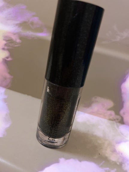 ダズルシャドウ リキッド パンサータイズド/M・A・C/リキッドアイシャドウを使ったクチコミ(1枚目)