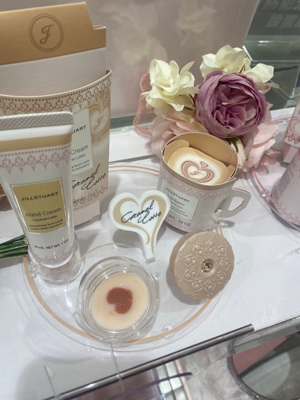 ハンドクリーム キャラメルラテ/JILL STUART/ハンドクリームを使ったクチコミ(3枚目)