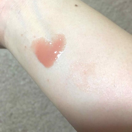 キス プランピング リップ クリーム/REVLON/リップクリームを使ったクチコミ(2枚目)