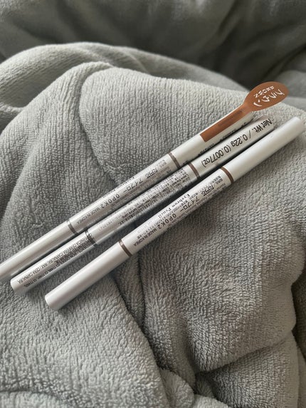 おさてゃ on LIPS 「何回リピしたか分からないくらい何年も愛用してます!持ちやすく描..」(1枚目)