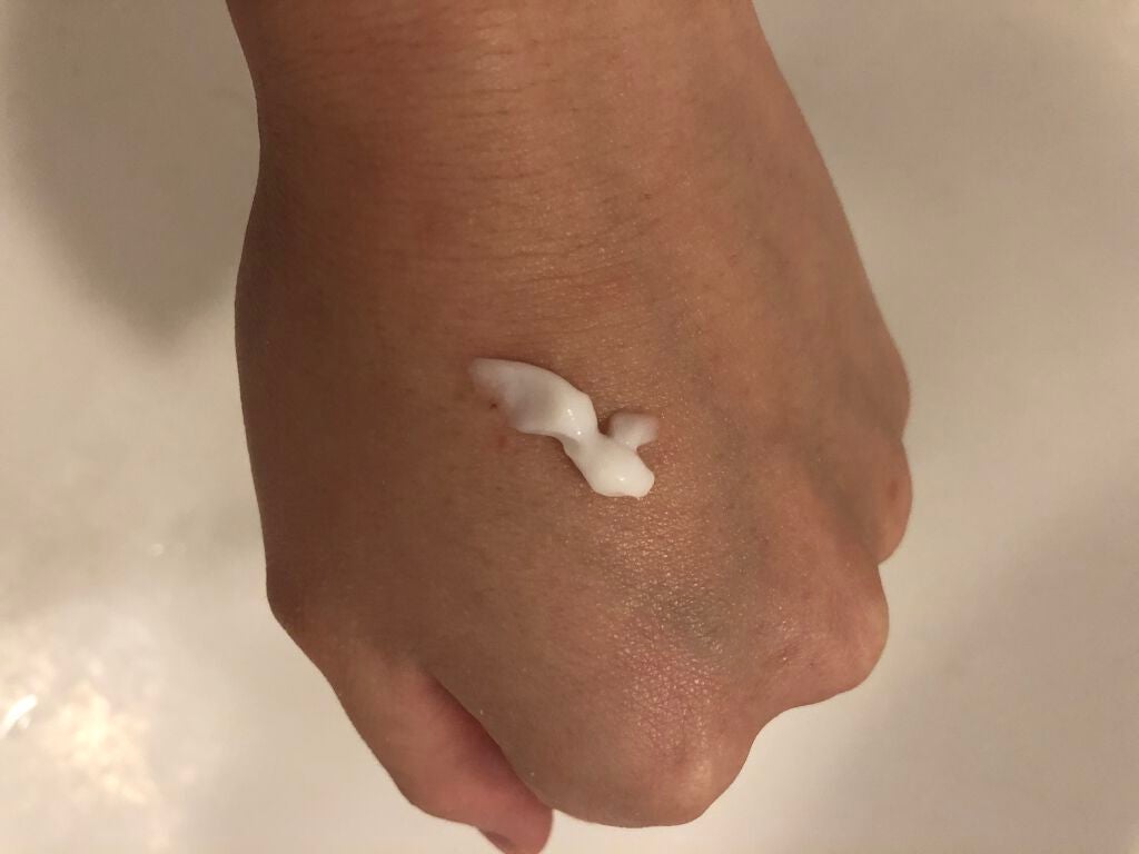 スーパーリッチシャイン ストレートビューティー うねりケアトリートメント/LUX/洗い流すヘアトリートメントを使ったクチコミ(3枚目)