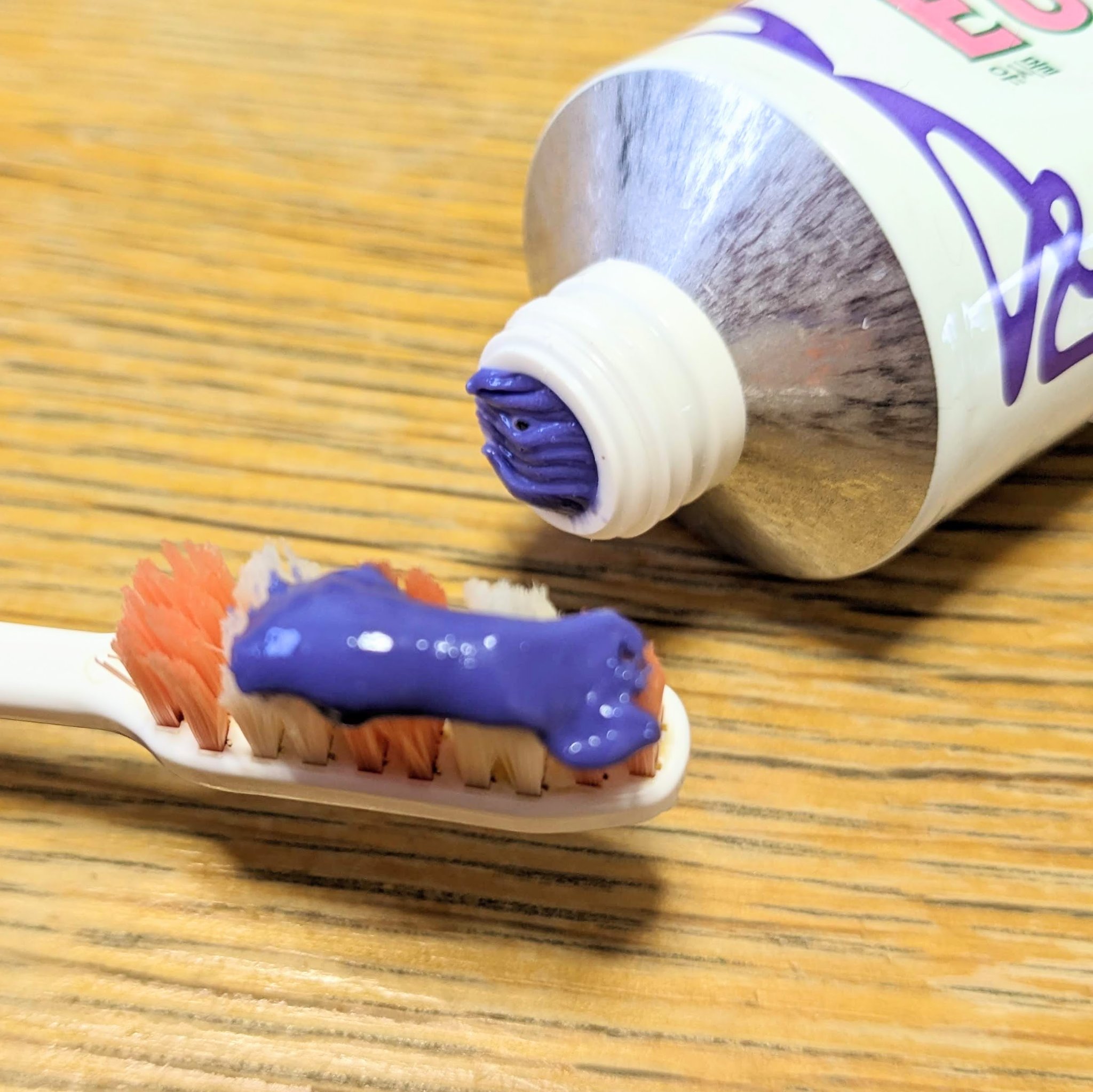 ホワイトパープル歯みがき ピーチフローラルミントの香り/EUTHYMOL/歯磨き粉を使ったクチコミ（3枚目）