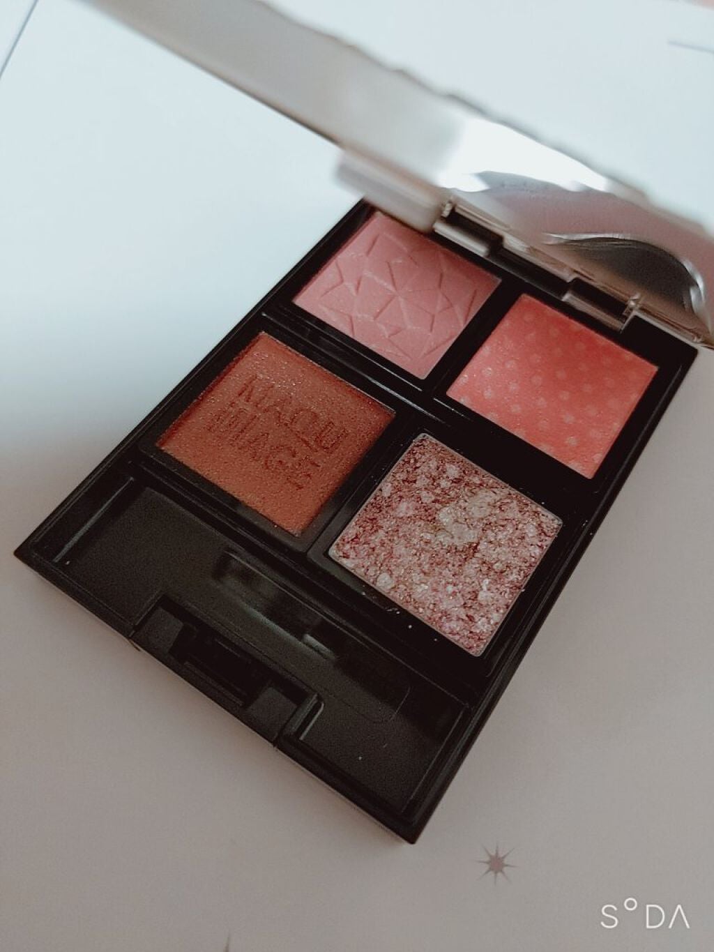 ドラマティックアイカラー (パウダー)/(クリーム)/マキアージュ/アイシャドウパレットを使ったクチコミ(1枚目)