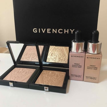 #GIVENCHY #ジバンシイ #ジバンシィ #ハイライト
かわいいかわいいｽﾞｯｷｭﾝ!!(๑º ﾛ º๑)➵💓💭
パケ買いしてしまったけどまんぞく👻
ピンクは肌を明るく可憐な、ゴールドは大人っぽく