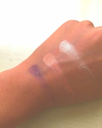 トーンアップアイシャドウ/CEZANNE/アイシャドウパレットを使ったクチコミ(3枚目)