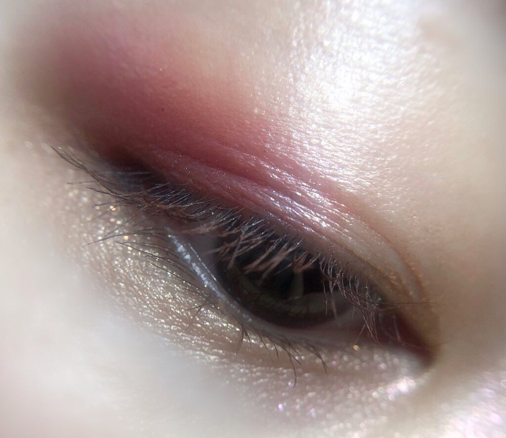 メスメリック グラスリップオイル/CHICCA/リップグロスを使ったクチコミ（3枚目）