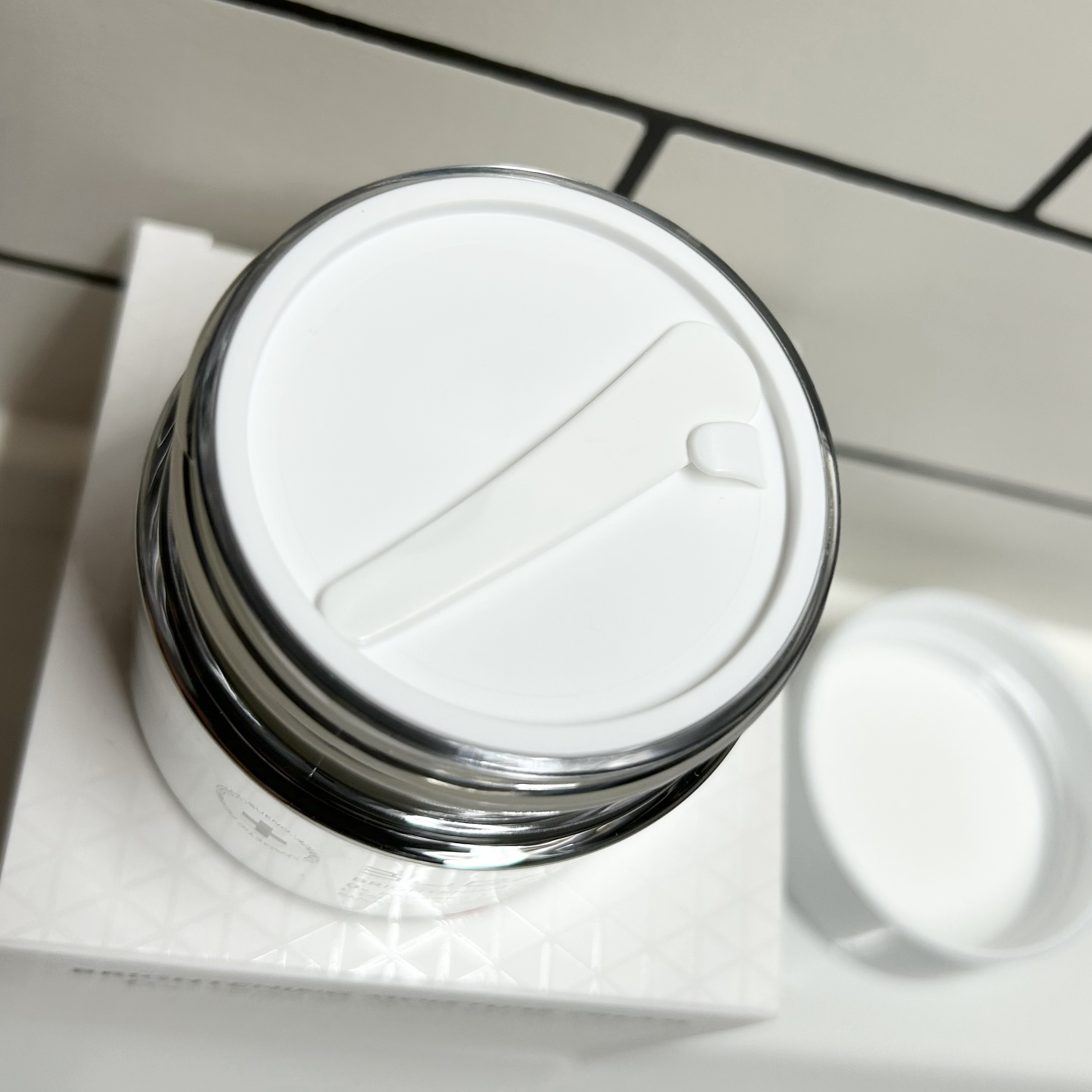 ブライトニング モイスチャー クリーム/BUENO/フェイスクリームを使ったクチコミ（2枚目）