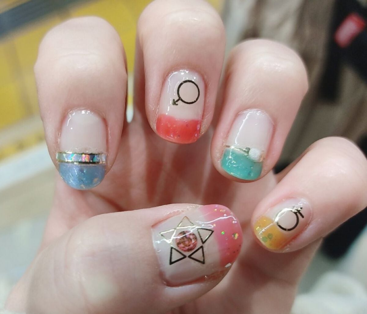 カラフルネイルズ/キャンメイク/マニキュアを使ったクチコミ(1枚目)