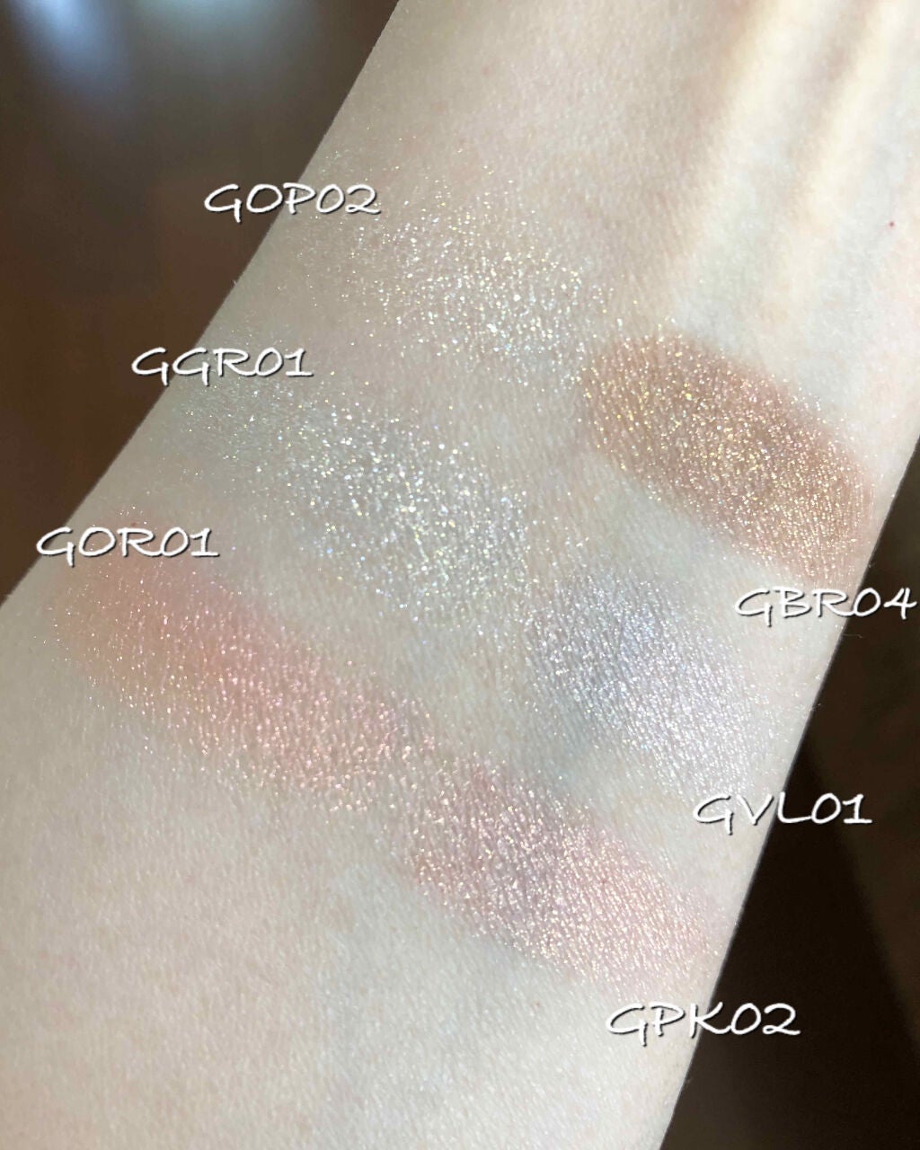 グリッタープリズム シャドウ/MISSHA/グリッターを使ったクチコミ(3枚目)